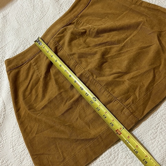 Wilfred Free corduroy button, front skirt. Small - Picture 8 of 11